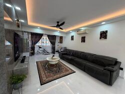 Blk 856E Tampines Street 82 (Tampines), HDB Executive #613220101